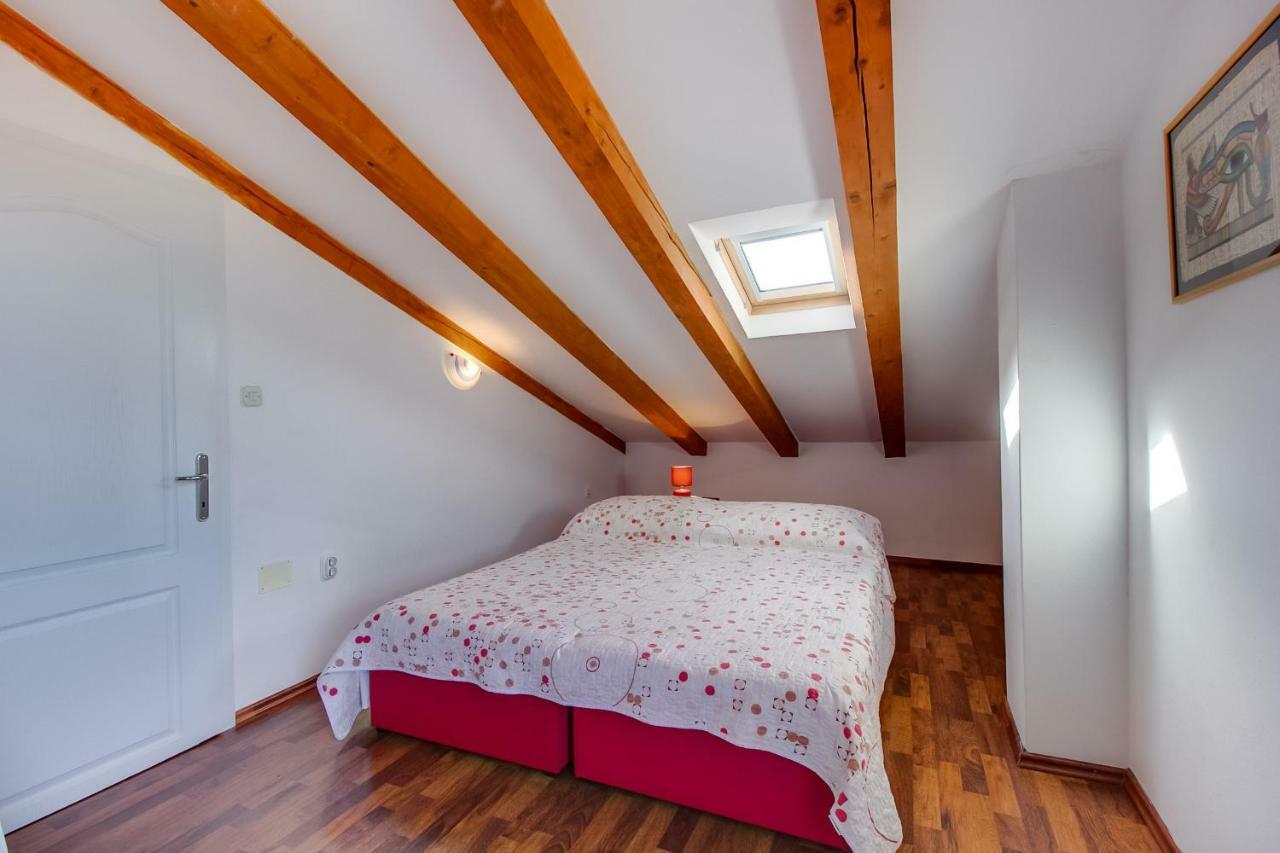 Apartman Natasa Mali Lošinj Exterior foto